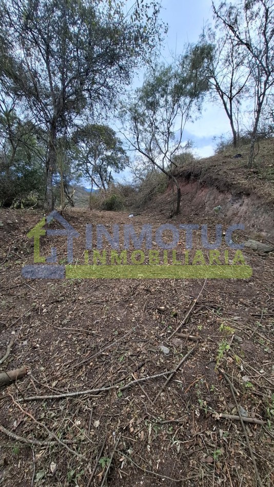 AMPLIO TERRENO EN RACO KM 17