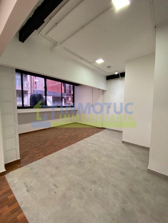 ALQUILER DE EDIFICIO DE CONSULTORIOS/OFICINAS - USOS MULTIPLES - GRAL PAZ 381