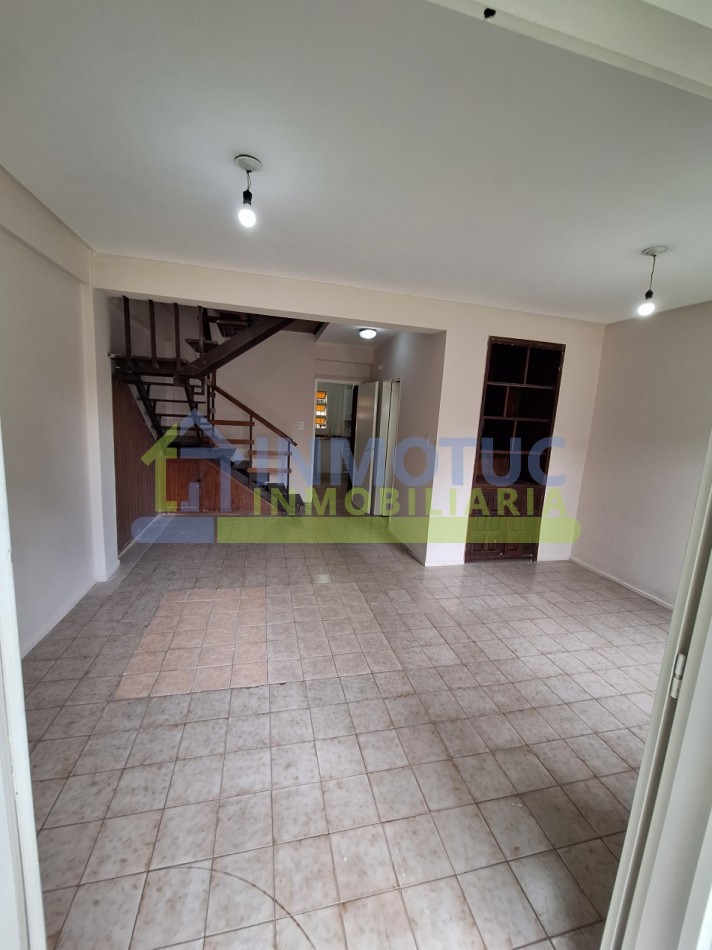 DPTO. Paso de Los Andes al 700 - 3 Dorm. - 2 Baños - Sup. Propia 82 m² + cochera
