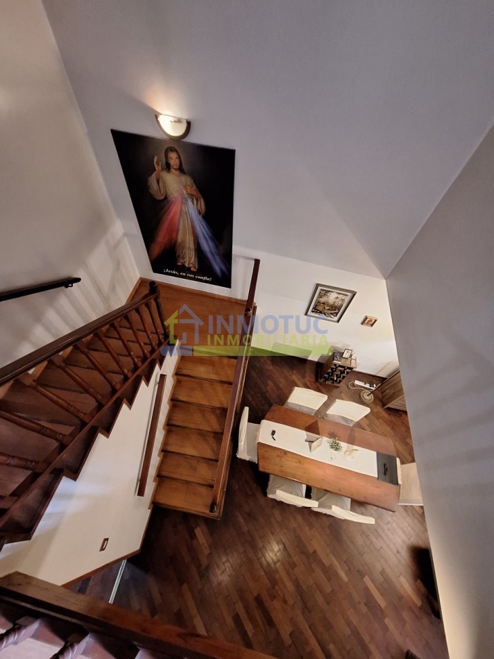 CASA BARRIO SUR - LAS HERAS AL 200 - 3 DORM. 5 BAÑOS - COCHERA