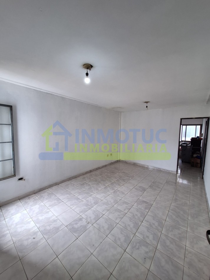 DEPARTAMENTO DE 1 DORMITORIO MUY AMPLIO CON PLACARD - LUMINOSO - 9 DE JULIO 500 - BARRIO SUR