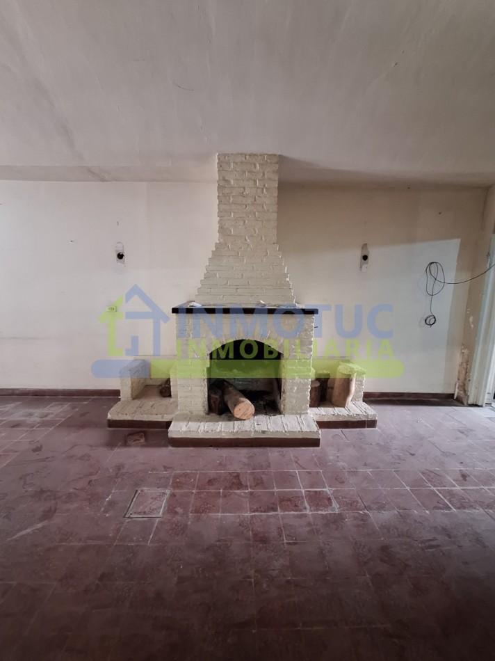 VENTA O ALQUILER CASA 4 DORM  - BARRIO SUR - LAS HERAS  AL 200 