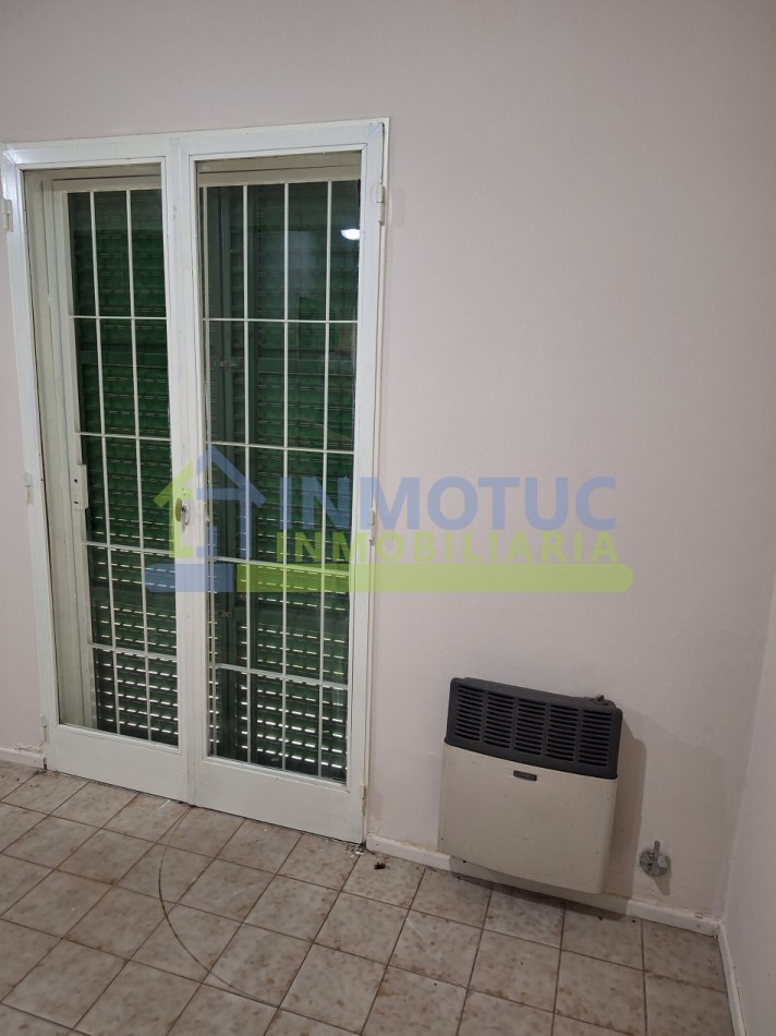 DPTO. Paso de Los Andes al 700 - 3 Dorm. - 2 Baños - Sup. Propia 82 m² + cochera