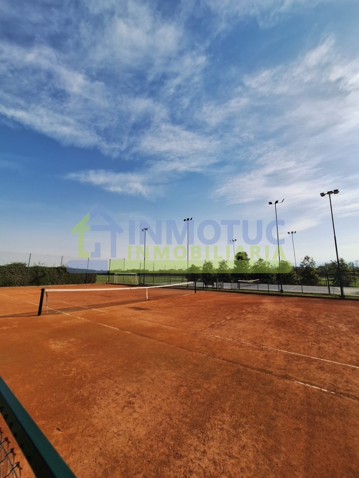COUNTRY VILAGO - LOTE PERIMETRAL 700M2 APROX