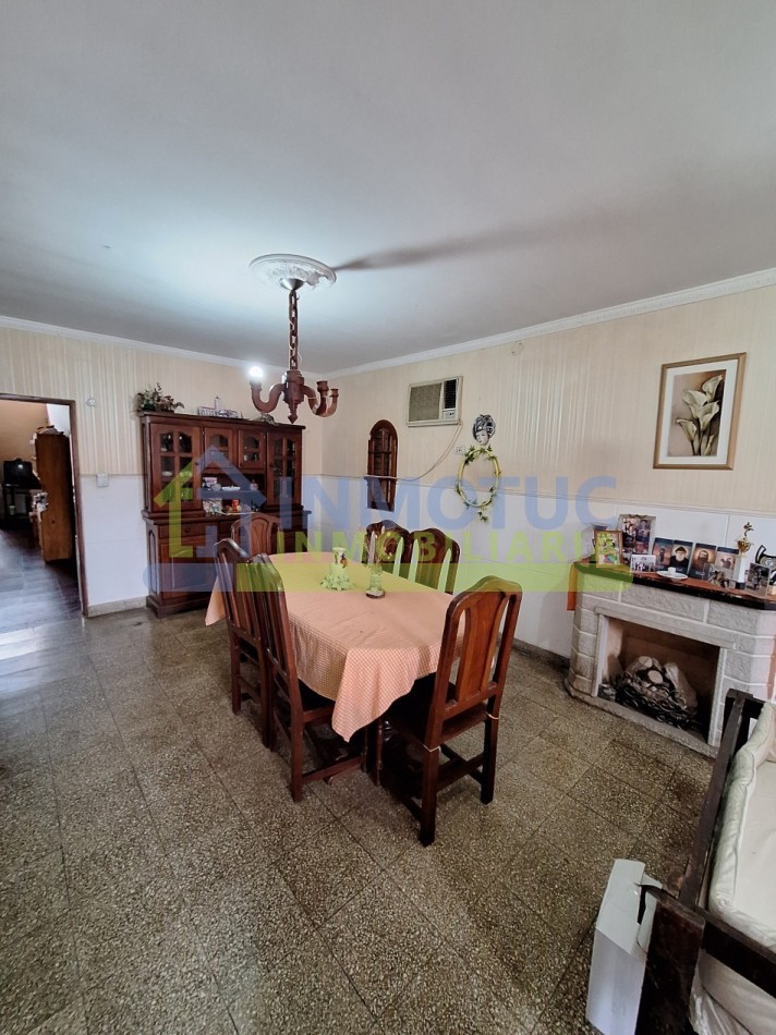 Casa - Corrientes al 2700 - 4 Dorm. - 3 Baños - Sup. Construida 291 m²