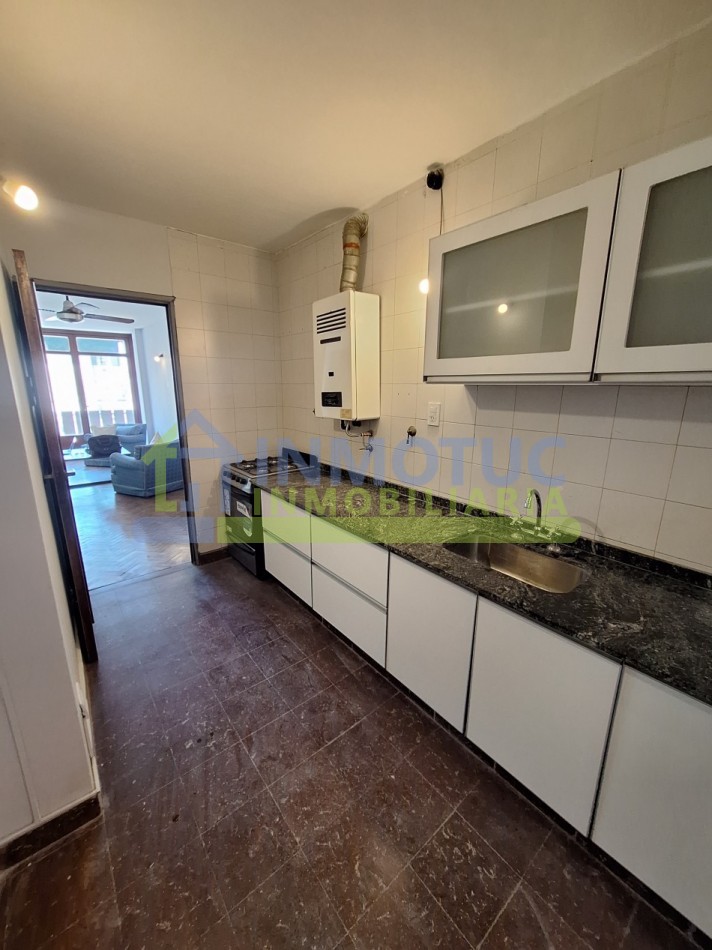 DEPARTAMENTO MICROCENTRO 2 DORM. 2 BAÑOS DEP. SERVICIO