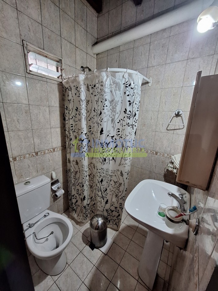 CASA BARRIO SUR - LAS HERAS AL 200 - 3 DORM. 5 BAÑOS - COCHERA