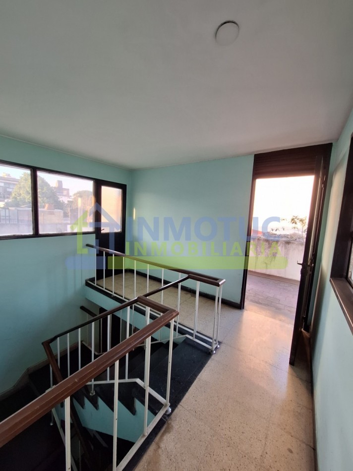CASA EN VENTA GRAL. PAZ AL 600 - BARRIO SUR - 3 BAÑOS 4 DORMITORIOS COCHERA FONDO Y GRAN POTENCIAL DE AMPLIACION 