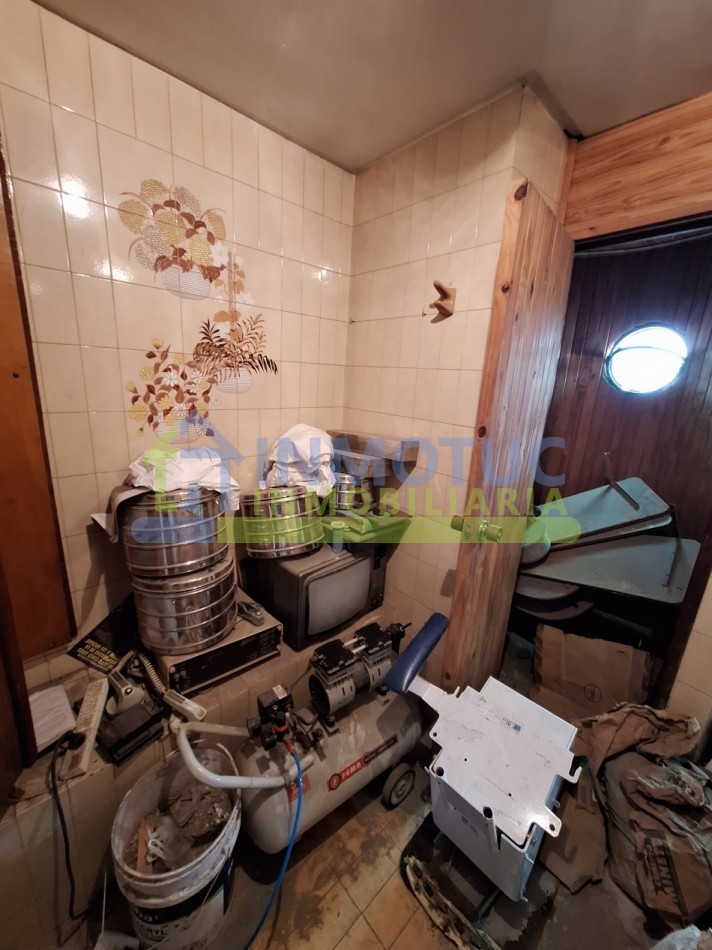 OPORTUNIDAD! CENTRO MEDICO EN VENTA PARA INVERSIONISTAS - BARRIO SUR (ALT. 24 DE SEPTIEMBRE 1000)