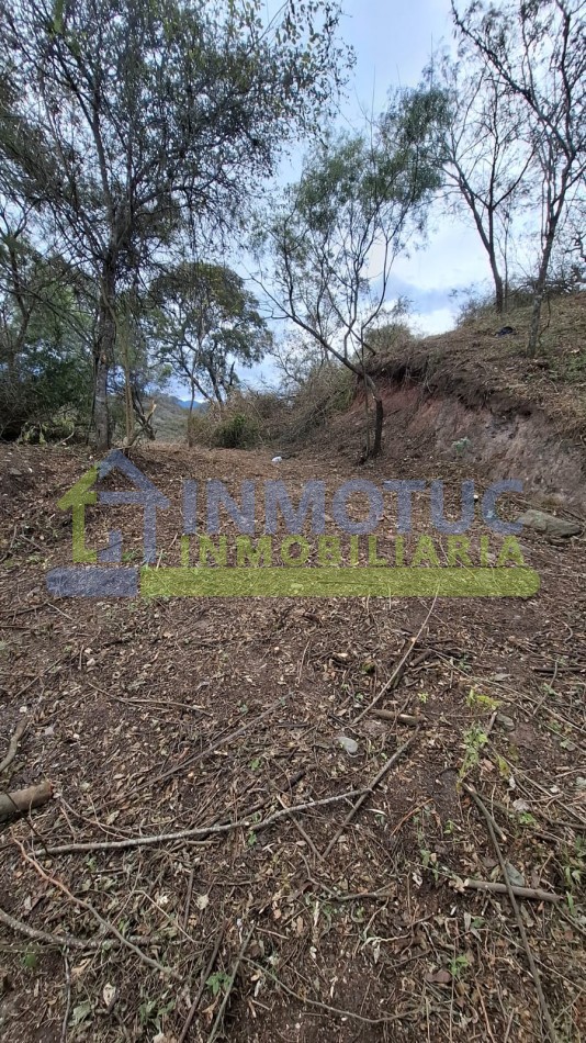AMPLIO TERRENO EN RACO KM 17