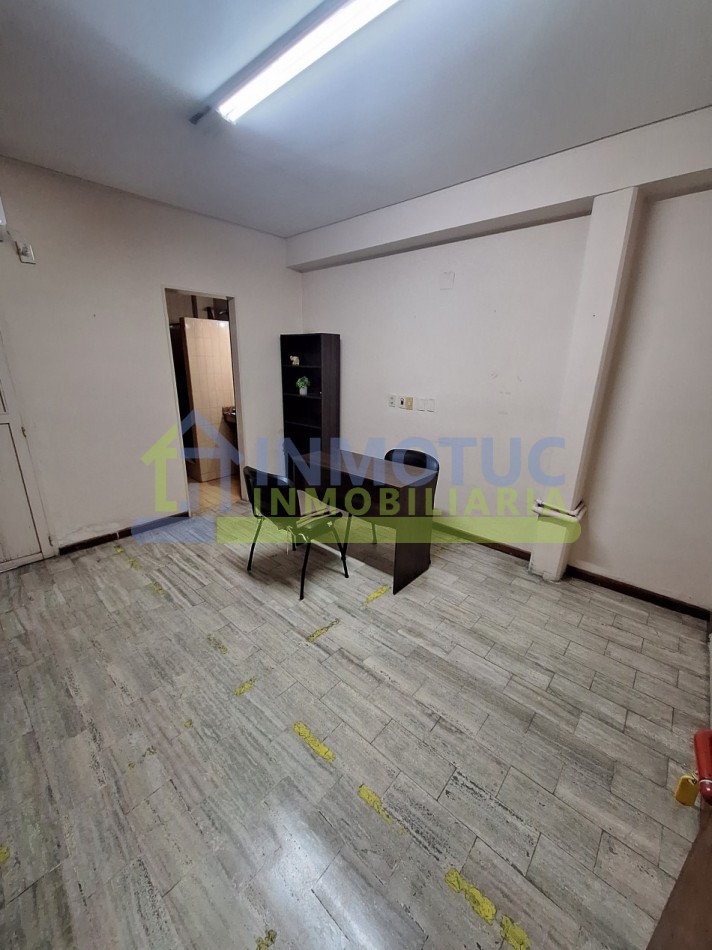 OPORTUNIDAD! CENTRO MEDICO EN VENTA PARA INVERSIONISTAS - BARRIO SUR (ALT. 24 DE SEPTIEMBRE 1000)