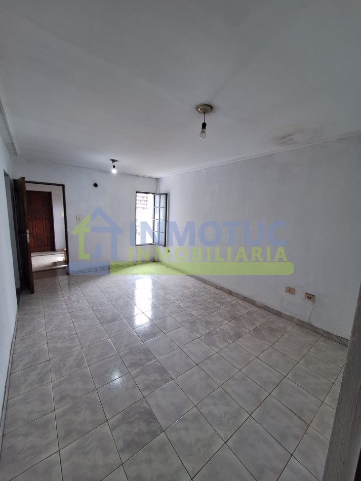 DEPARTAMENTO DE 1 DORMITORIO MUY AMPLIO CON PLACARD - LUMINOSO - 9 DE JULIO 500 - BARRIO SUR