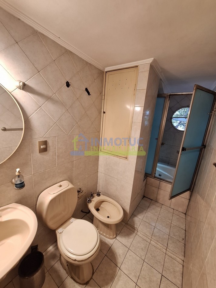 CASA BARRIO SUR - LAS HERAS AL 200 - 3 DORM. 5 BAÑOS - COCHERA