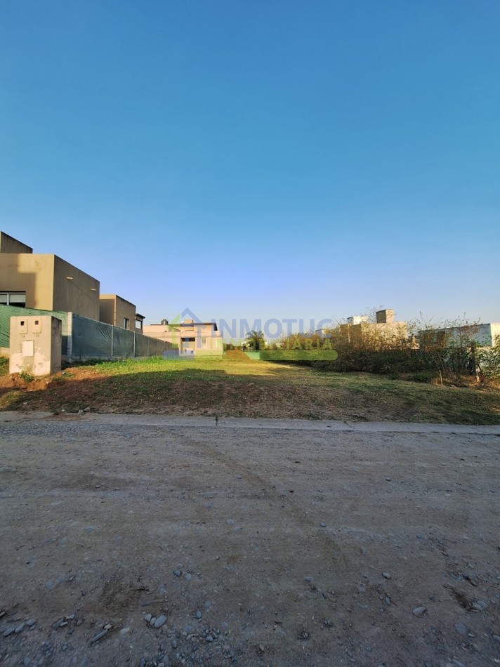 TERRENO CENTRAL - FINCAS DEL MANANTIAL BARRIO PRIVADO