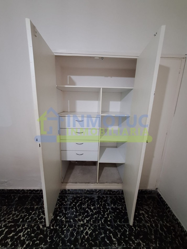 DEPARTAMENTO CON PATIO SANTIAGO AL 900