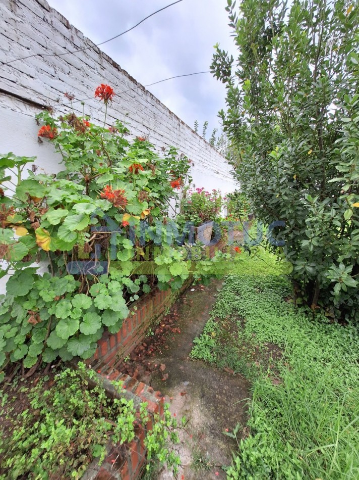 Casa - Corrientes al 2700 - 4 Dorm. - 3 Baños - Sup. Construida 291 m²