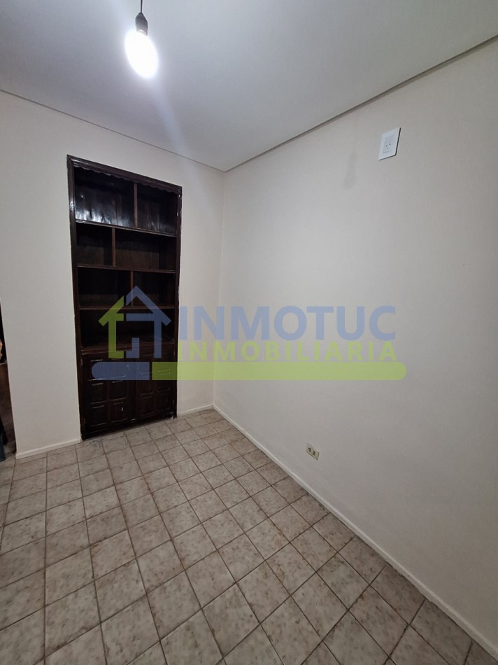 DPTO. Paso de Los Andes al 700 - 3 Dorm. - 2 Baños - Sup. Propia 82 m² + cochera