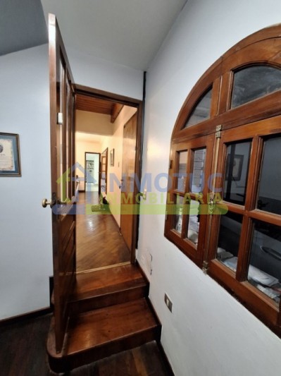 CASA BARRIO SUR - LAS HERAS AL 200 - 3 DORM. 5 BAÑOS - COCHERA