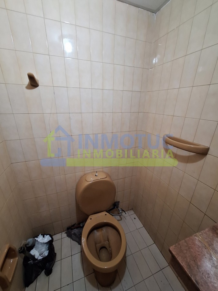 OPORTUNIDAD! CENTRO MEDICO EN VENTA PARA INVERSIONISTAS - BARRIO SUR (ALT. 24 DE SEPTIEMBRE 1000)