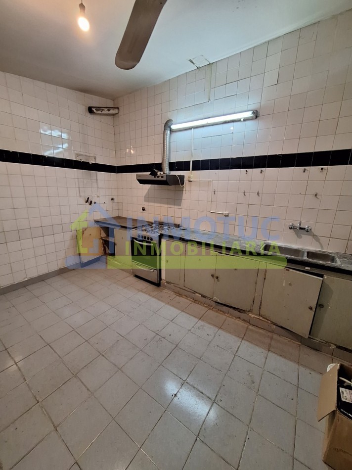 VENTA O ALQUILER CASA 4 DORM  - BARRIO SUR - LAS HERAS  AL 200 