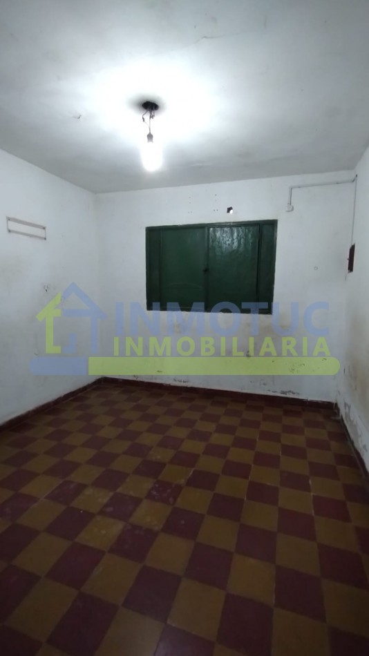 CASA A REMODELAR 3 DORM. ZONA SUR - BARRIO LINCOLN LA PLATA AL 3000