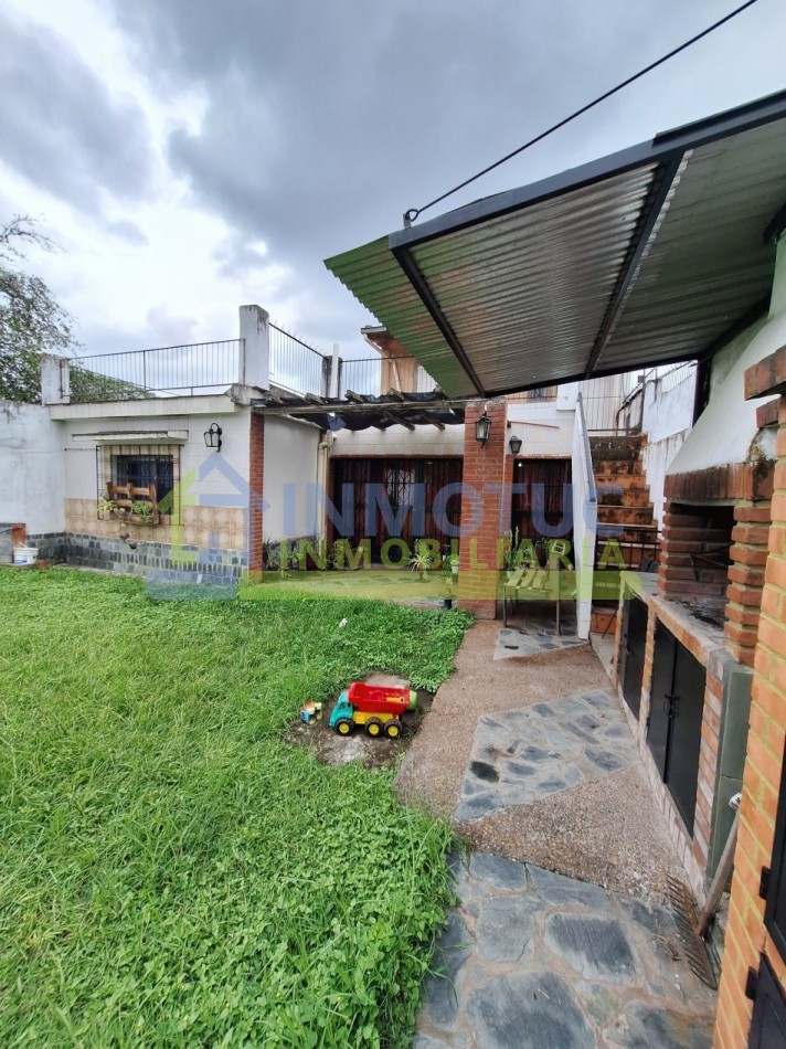 Casa - Corrientes al 2700 - 4 Dorm. - 3 Baños - Sup. Construida 291 m²