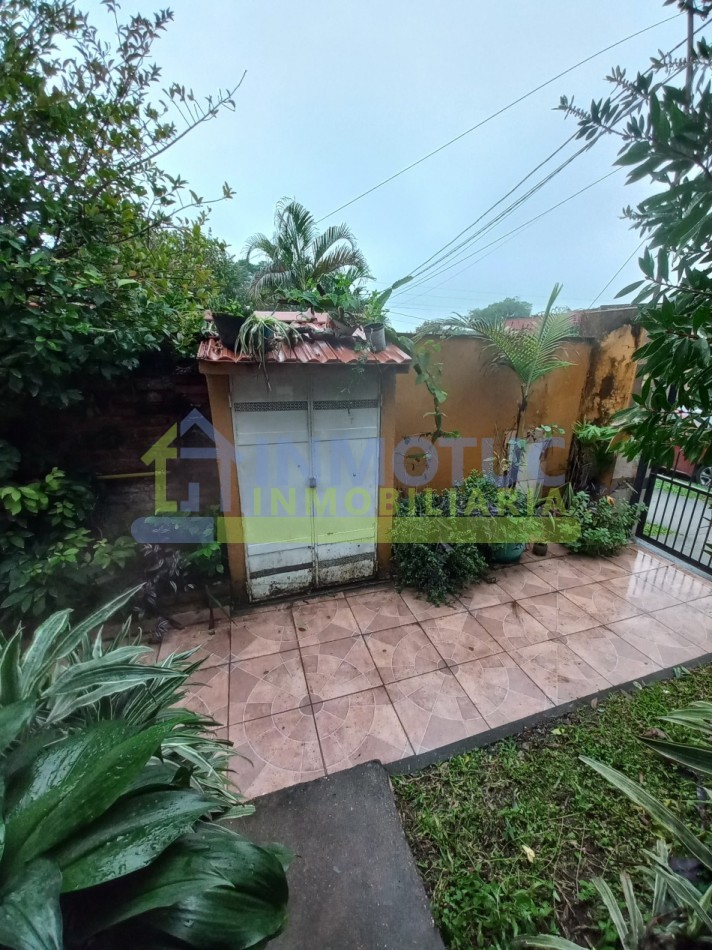 CASA 4 DORM. VILLA CARMELA - BARRIO ISLAS MALVINAS