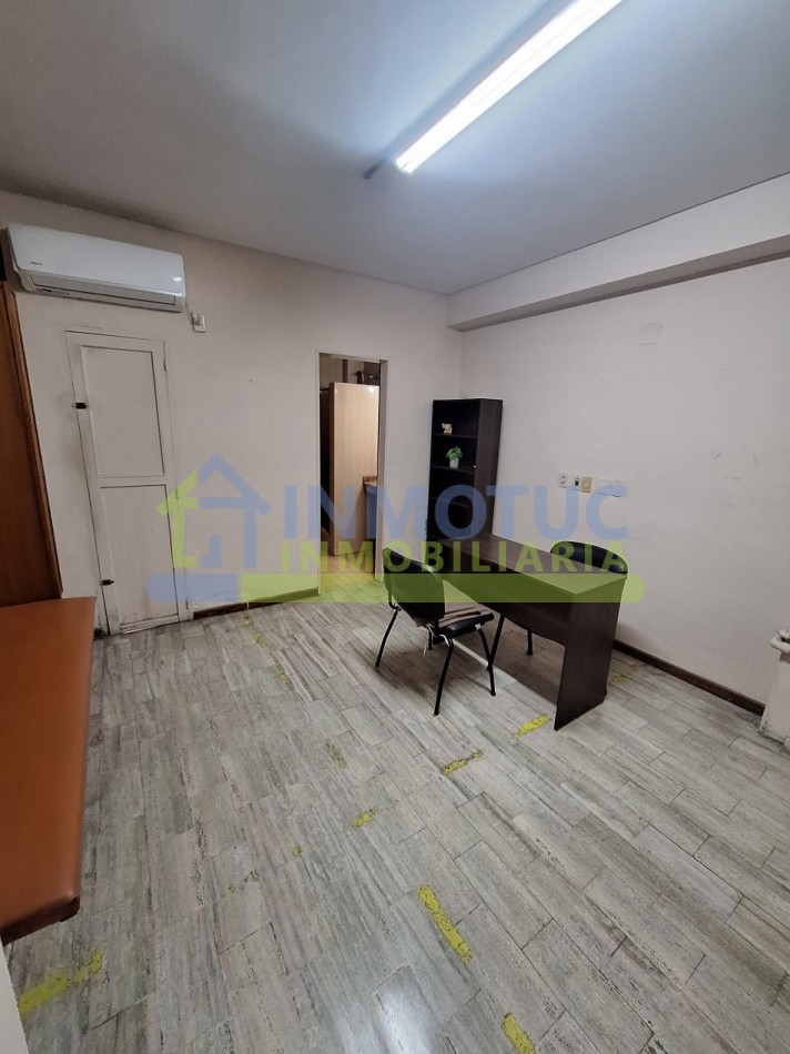 OPORTUNIDAD! CENTRO MEDICO EN VENTA PARA INVERSIONISTAS - BARRIO SUR (ALT. 24 DE SEPTIEMBRE 1000)