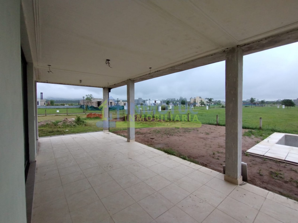 CASA EN VENTA - COUNTRY LAS LIMAS A ESTRENAR