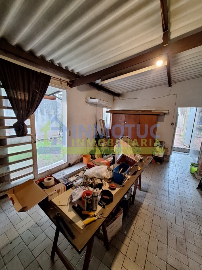 CASA EN VENTA EN BARRIO SUR LAVALLE AL 1200 