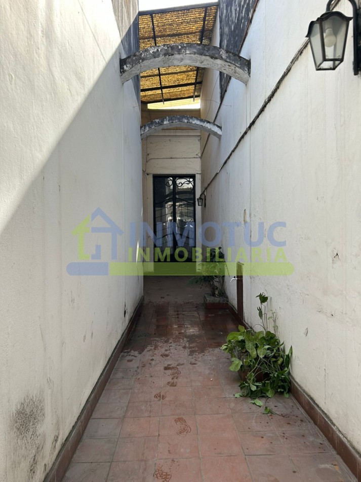 VENTA O ALQUILER CASA 4 DORM  - BARRIO SUR - LAS HERAS  AL 200 