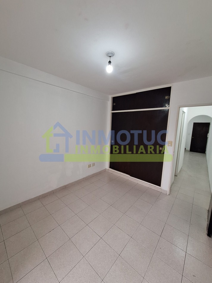 ALQUILER DEPARTAMENTO DE 1 DORMITORIO CON BALCON - LAVADERO - CRISOSTOMO ALVAREZ 300 - CENTRO 