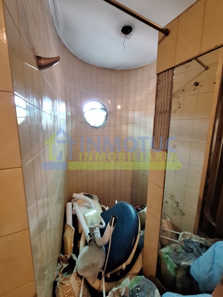 OPORTUNIDAD! CENTRO MEDICO EN VENTA PARA INVERSIONISTAS - BARRIO SUR (ALT. 24 DE SEPTIEMBRE 1000)