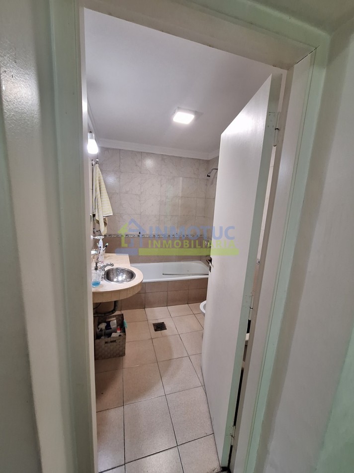 CASA BARRIO SUR - LAS HERAS AL 200 - 3 DORM. 5 BAÑOS - COCHERA