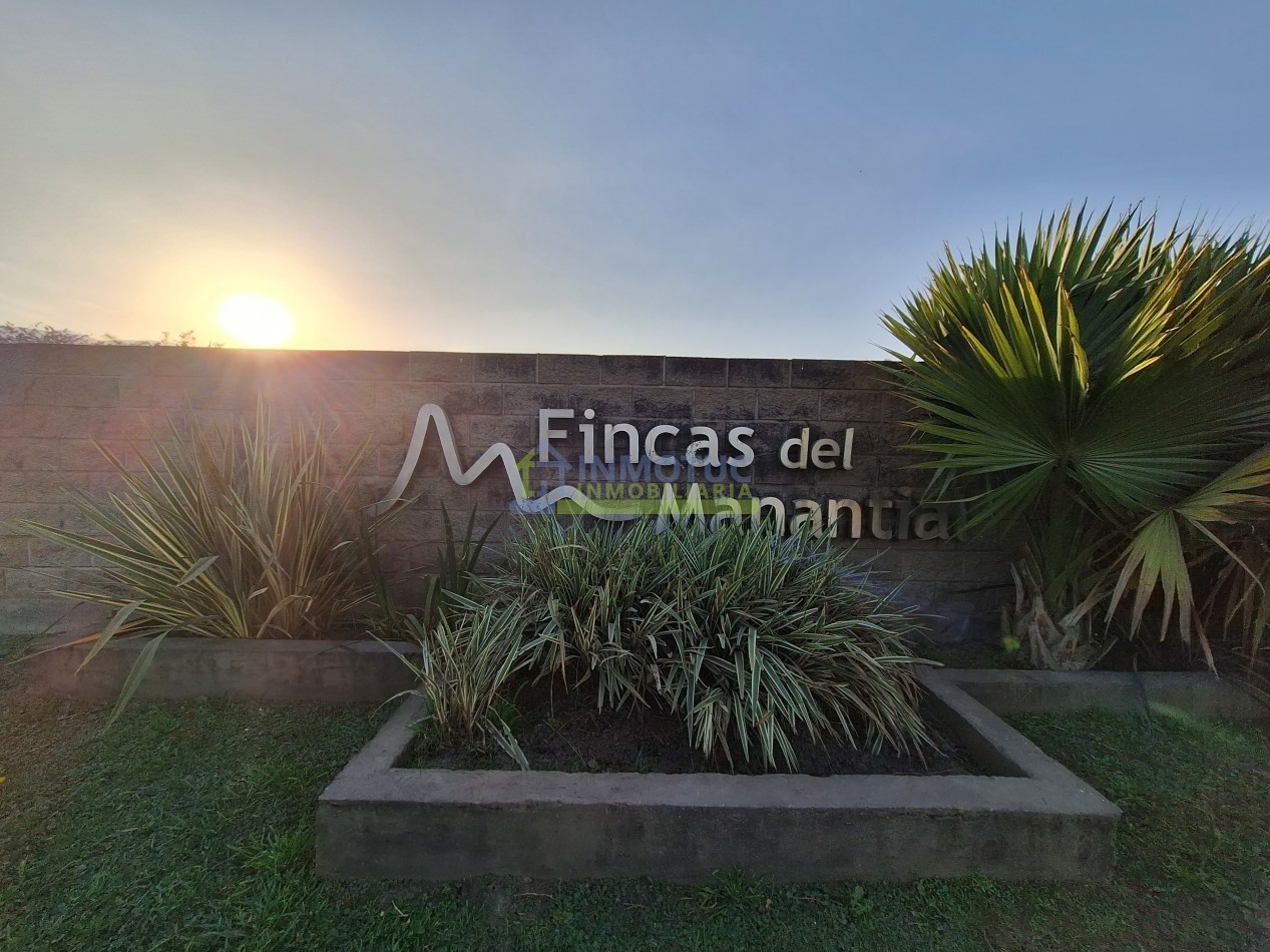 TERRENO CENTRAL - FINCAS DEL MANANTIAL BARRIO PRIVADO