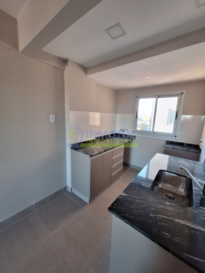 DEPARTAMENTO 2 DORMITORIOS CON BALCON - A ESTRENAR - RONDEAU 800 - BARRIO SUR