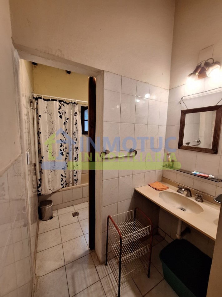 CASA EN VENTA EN BARRIO SUR LAVALLE AL 1200 