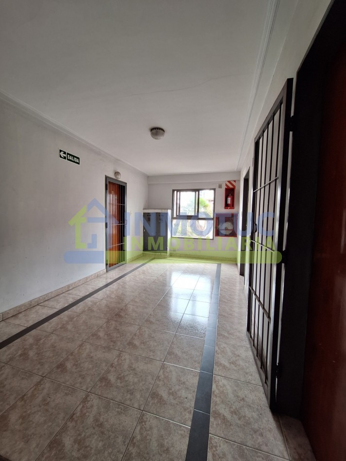 DEPARTAMENTO DE 1 DORMITORIO MUY AMPLIO CON PLACARD - LUMINOSO - 9 DE JULIO 500 - BARRIO SUR