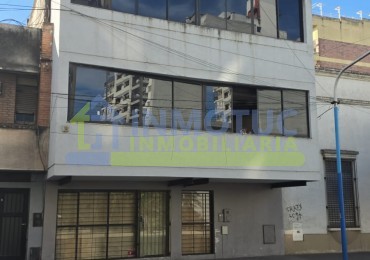 ALQUILER DE EDIFICIO DE CONSULTORIOS/OFICINAS - USOS MULTIPLES - GRAL PAZ 381